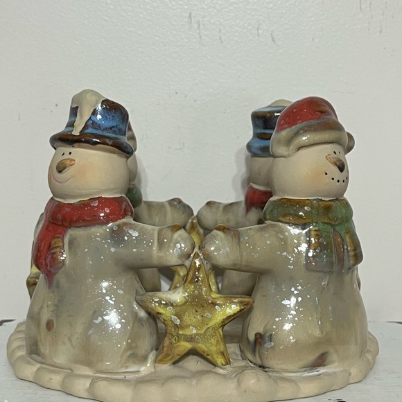 Kirklands Potters Garden II Snowmen Pottery Candle Holder Round 4.5” T x 6” Diam - Picture 5 of 11